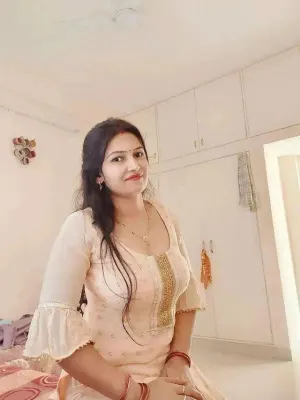 Experience excellent housewife service at a low-cost cash payment. in Ludhiana