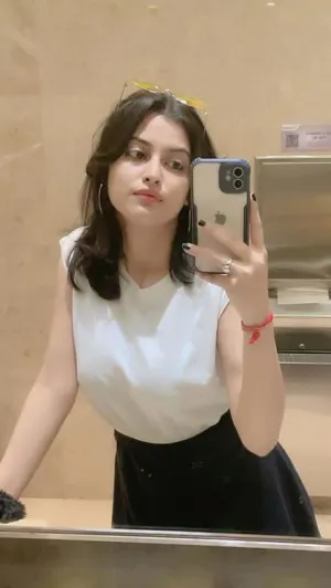 Sweet & hot college girl escort availble in your city