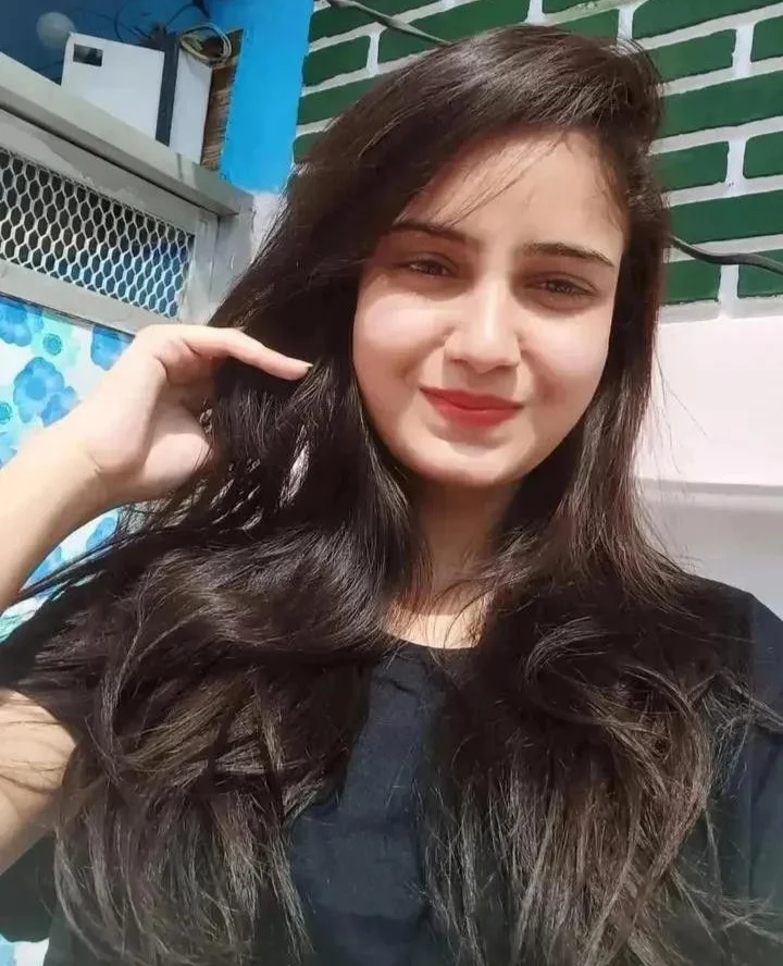 Top-rated airhostess escort girl available in Bikaner