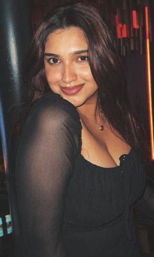 Indore Group Call Girls Available Here 24/7 All Types Of Best Service